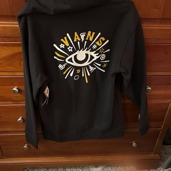 NWT amazing heavyweight black hooded sweatshirt. 2 drawstrings. Kangaroo pocket - Picture 3 of 4